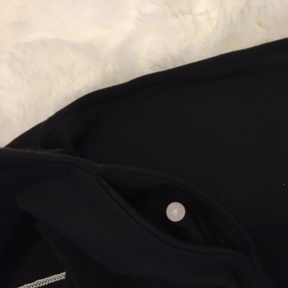 Lululemon Capri Pants Leggings Black White Stripe - Picture 4 of 7